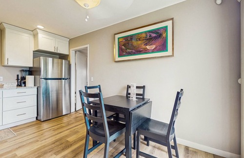 Des Moines House | Sunsets over Sound | Water-View Getaway on Half-Acre | Walk to Dining