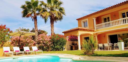 Saint-Cyr-sur-Mer House | Sunsetvilla au calme avec SPA et Piscine chauffée, plage à pied ,Golf à proximité
