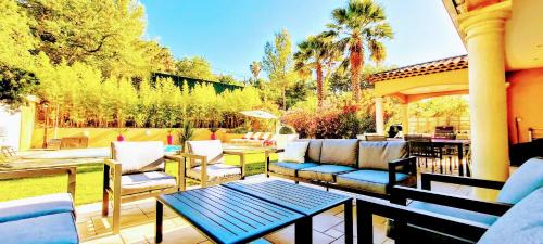 Saint-Cyr-sur-Mer House | Sunsetvilla au calme avec SPA et Piscine chauffée, plage à pied ,Golf à proximité
