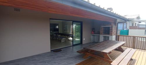 Port Shepstone House | Sunshack