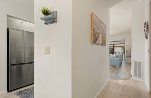 South Bradenton Apartment | Sunshine 2-bedroom Shorewalk condo near beaches, IMG - Pickleball, Pool Lakeview