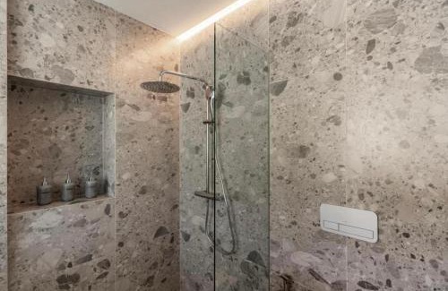 Si Sunthon Apartment | Sunshine Beach Residence Resort