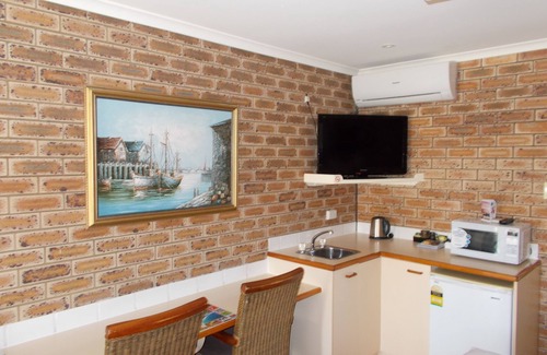 Marcoola Hotel | Sunshine Coast Airport Motel
