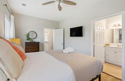 Cooper-Young Historic District House | Sunshine Cottage