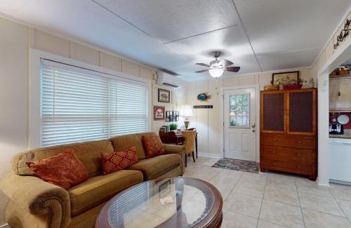 Santa Rosa Beach House | Sunshine Cottage
