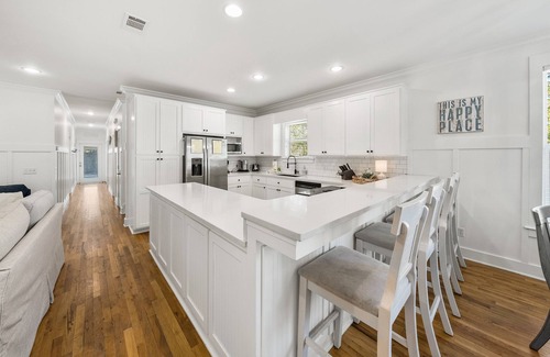 White's Gulfview House | Sunshine Daydream, Putting Green, Private heated Pool, Firepit, Great 30A Locale