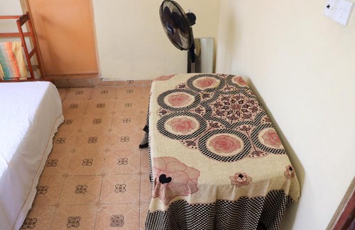Polhena House | Sunshine Guest