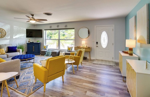 Lakewood Park House | ‘Sunshine & Happiness’ Fort Pierce Rental w/Pool!