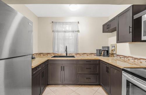 Nassau Apartment | Sunshine Hideway