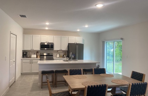 North Port House | Sunshine Home by largest natural Warm Mineral Springs and best Florida beaches