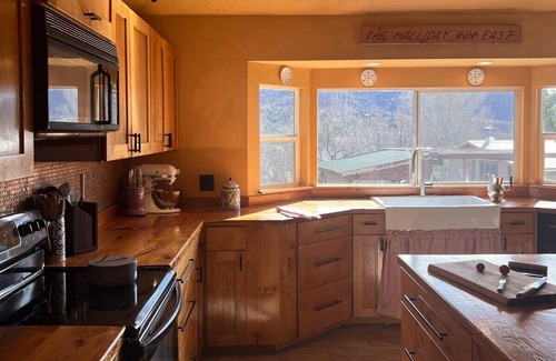 Cornville House | Sunshine House Partial