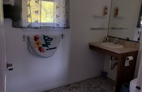 Greenwich Hotel | Sunshine Inn