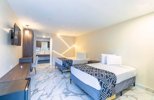 Kissimmee Hotel | Sunshine Inn
