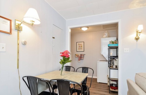 Saugatuck Condo | Sunshine Inn