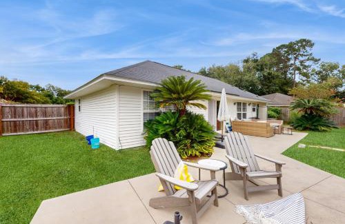 Palmetto Dunes House | Sunshine Shamrock