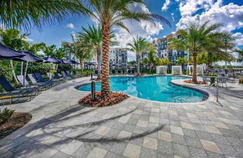 Miami Gardens Apartment | Sunshine State Sanctuary #2401