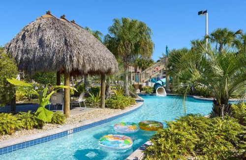 Four Corners House | Sunshine state scape 5BR, walkable to waterpark