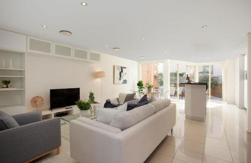 Bondi Apartment | Sunshine Terrace, Bondi Beach Isyd