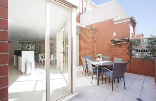 Bondi Apartment | Sunshine Terrace, Bondi Beach Isyd