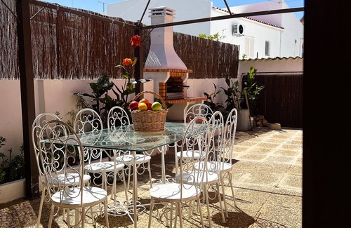 Gambelas Villa | Sunshine Villa