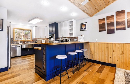 Sandpoint Ski Chalet | Sunspot Lodge on Schweitzer Mountain
