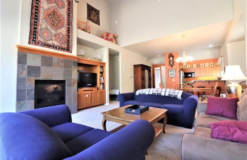 Redmond House | Sunstone Townhome 2/2 at Eagle Crest