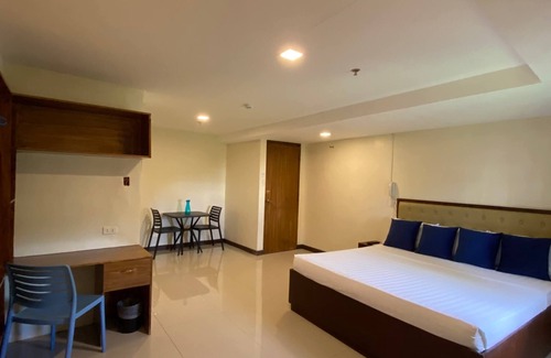 Bacolod Hotel | Suntal Residences