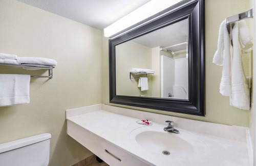 Dandridge Hotel | Super 8 by Wyndham Dandridge