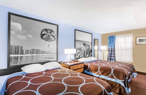 Foley Hotel | Super 8 by Wyndham Foley