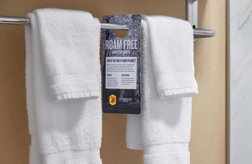 Foley Hotel | Super 8 by Wyndham Foley