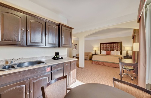 Hidalgo Hotel | Super 8 by Wyndham Hidalgo/McAllen Area