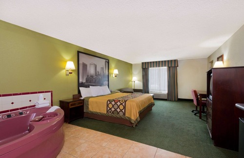 Huntersville Hotel | Super 8 by Wyndham Huntersville/Charlotte Area