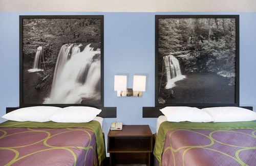 Jonesboro Hotel | Super 8 by Wyndham Jonesboro