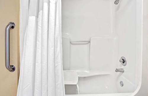 Kissimmee Hotel | Super 8 by Wyndham Kissimmee/Maingate/Orlando Area