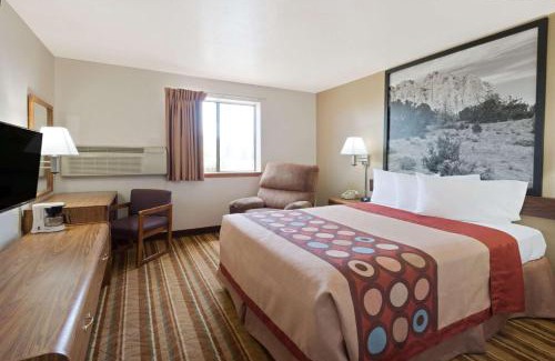 Las Cruces Hotel | Super 8 by Wyndham Las Cruces/White Sands Area