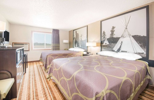 Miller Hotel | Super 8 by Wyndham Miller