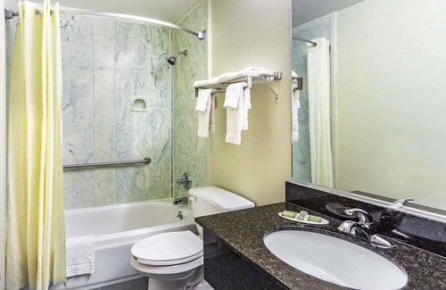 Morristown Hotel | Super 8 by Wyndham Morristown/South