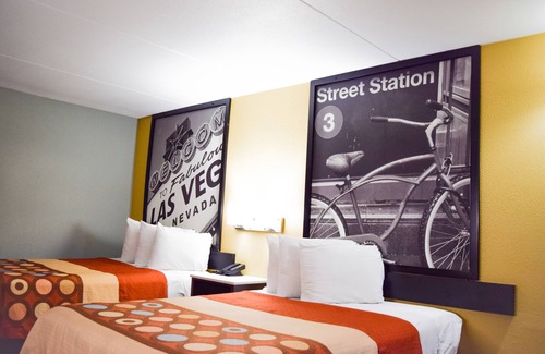 Southwest Raleigh Hotel | Super 8 by Wyndham Raleigh Downtown