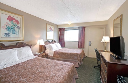 Shelby Hotel | Super 8 by Wyndham Shelby