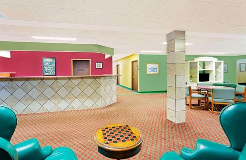 Sturgeon Bay Hotel | Super 8 by Wyndham Sturgeon Bay