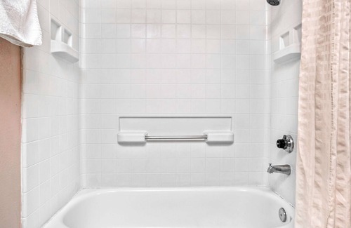 Upland Hotel | Super 8 by Wyndham Upland Ontario CA