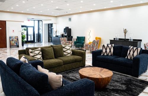 Central City Hotel | Super 8 by Wyndham Corpus Christi Airport