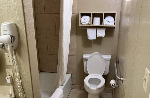 North Little Rock Hotel | Super 8 by Wyndham Little Rock/North/Airport