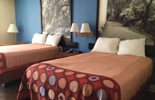Walterboro - St. George Hotel | Super 8 by Wyndham Walterboro