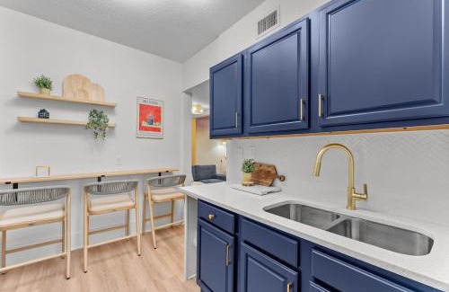 Historic Downtown Kissimmee House | SUPER BOHO - LAKE TOHO FISHiNG CIVIC CeNTER