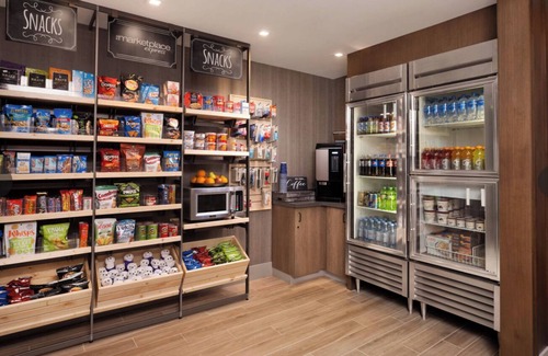 Russian Hill House | Super Bowl 2026 San Francisco Hotel Room with fitness room, WiFi