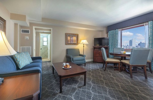 Faubourg Lafayette Apartment | SUPER BOWL WEEK DEAL IN NEW ORLEANS HISTORIC GARDEN DISTRICT n