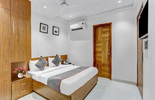Sector 3 Hotel | Super Capital O Hotel Moody Inn