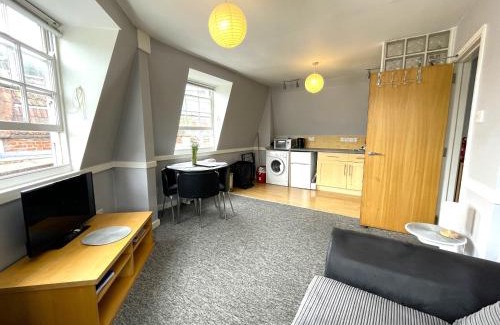 Bristol Old City Apartment | Super Central Apartment in Heart of the City