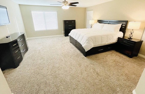 Villages At Queen Creek House | Super Clean & HUGE 5 Bedrooms